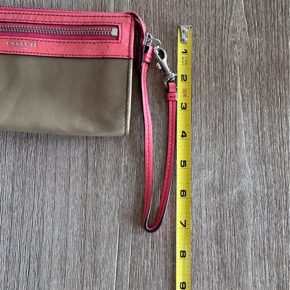 Coach Leather Legacy Colorblock Wristlette Wallet 2-in-1 Clutch Pocketbook - Picture 6 of 10